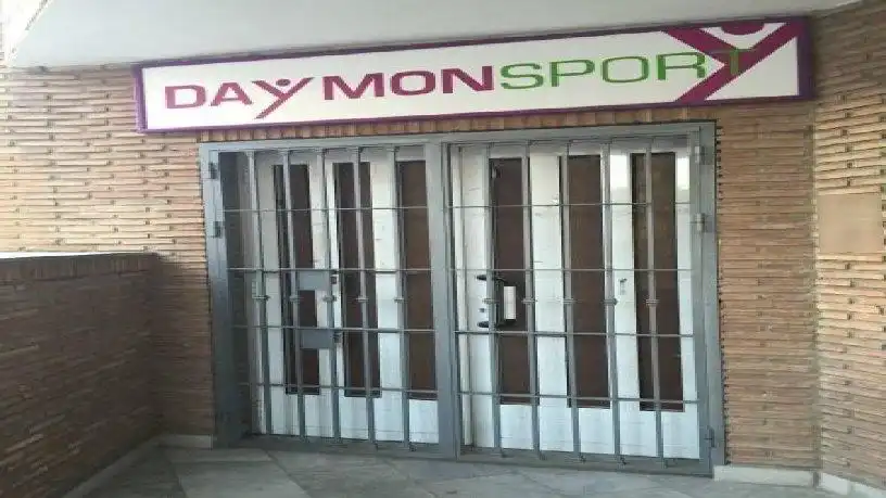 Local comercial en venta en Calle DEL RIO GENIL, imagen 3