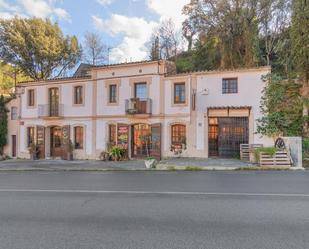 Vista exterior de Casa o xalet en venda en Castellbell i el Vilar amb Balcó