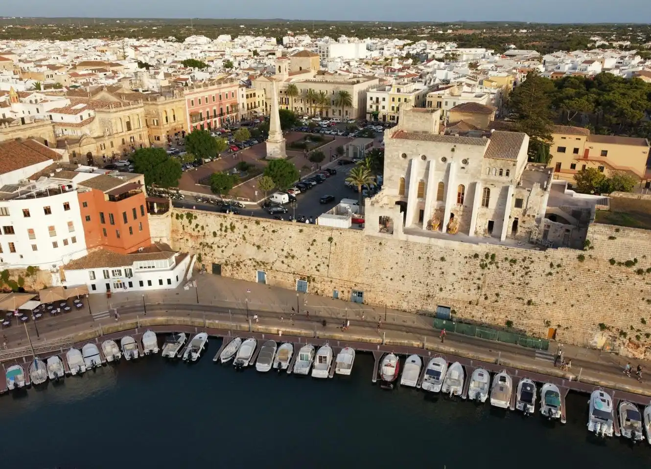 Exterior view of Ground floor for sale in Ciutadella de Menorca  with Air Conditioner, Terrace and Furnished