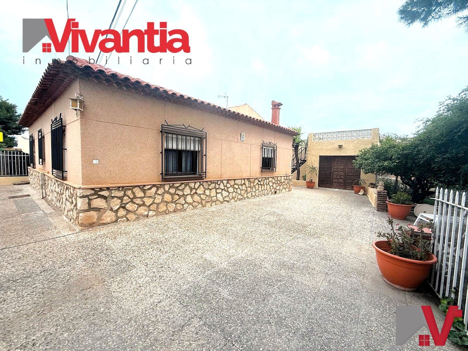 Exterior view of House or chalet for sale in Lorca  with Private garden, Terrace and Storage room