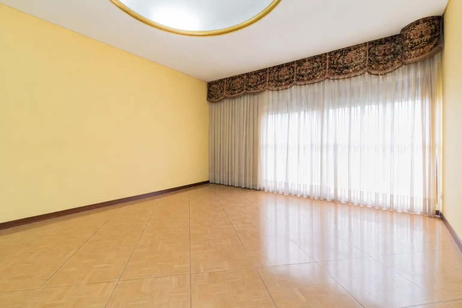 Sala de estar de Piso en venta en Madrid con Calefacción y Terraza