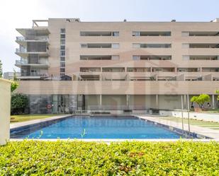 Swimming pool of Flat for sale in Reus  with Air Conditioner, Heating and Terrace