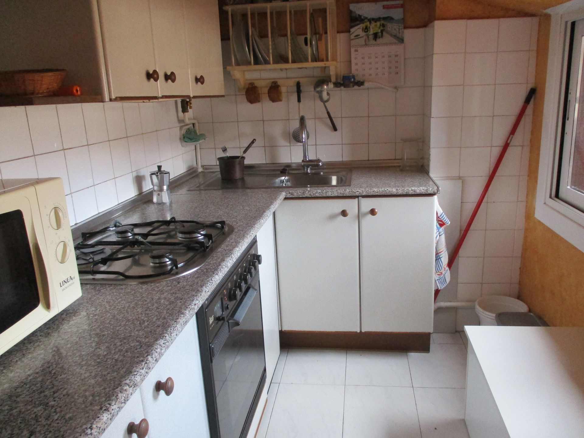 Cuina de Apartament en venda en Donostia - San Sebastián  amb Terrassa