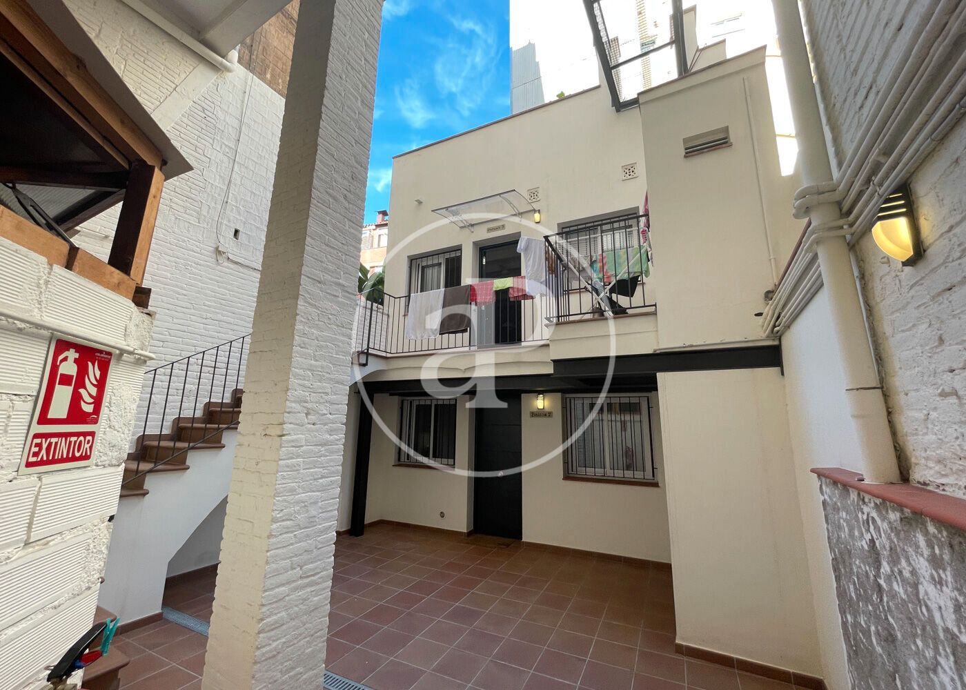 Vista exterior de Piso en venta en  Barcelona Capital con Calefacción y Terraza