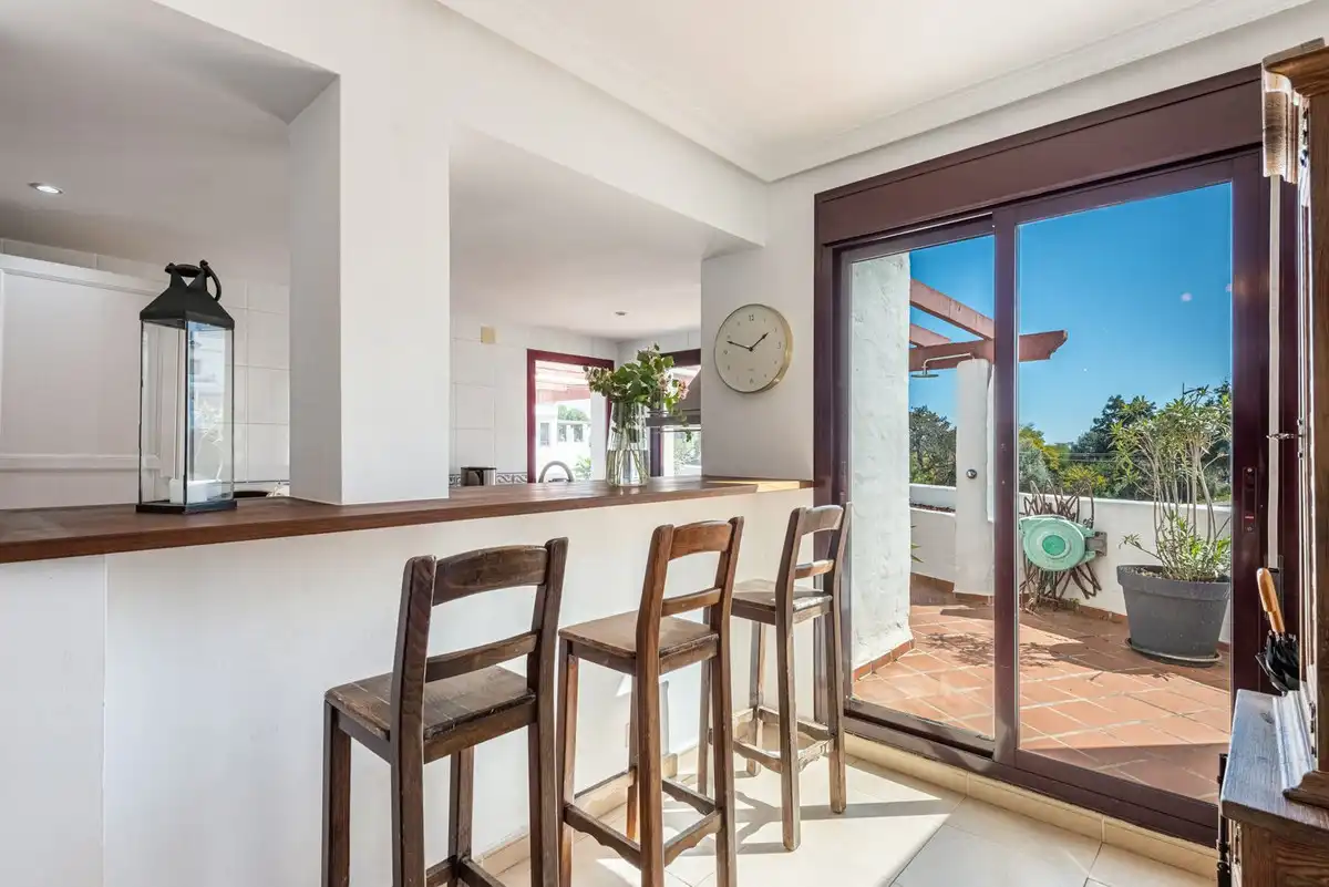 Apartament amb piscina en venda a Nueva Andalucía, imagen 14