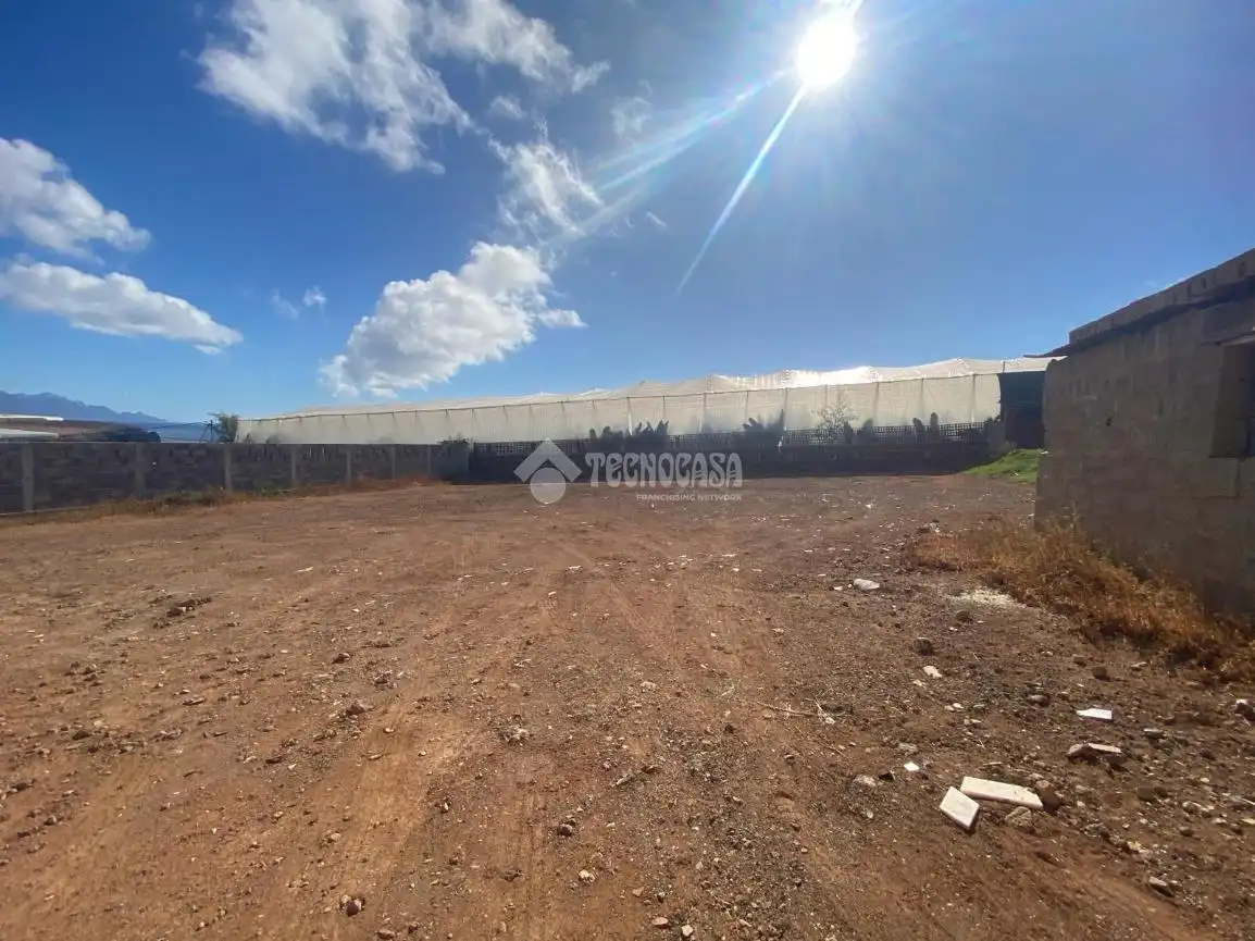 Land for sale in Gáldar
