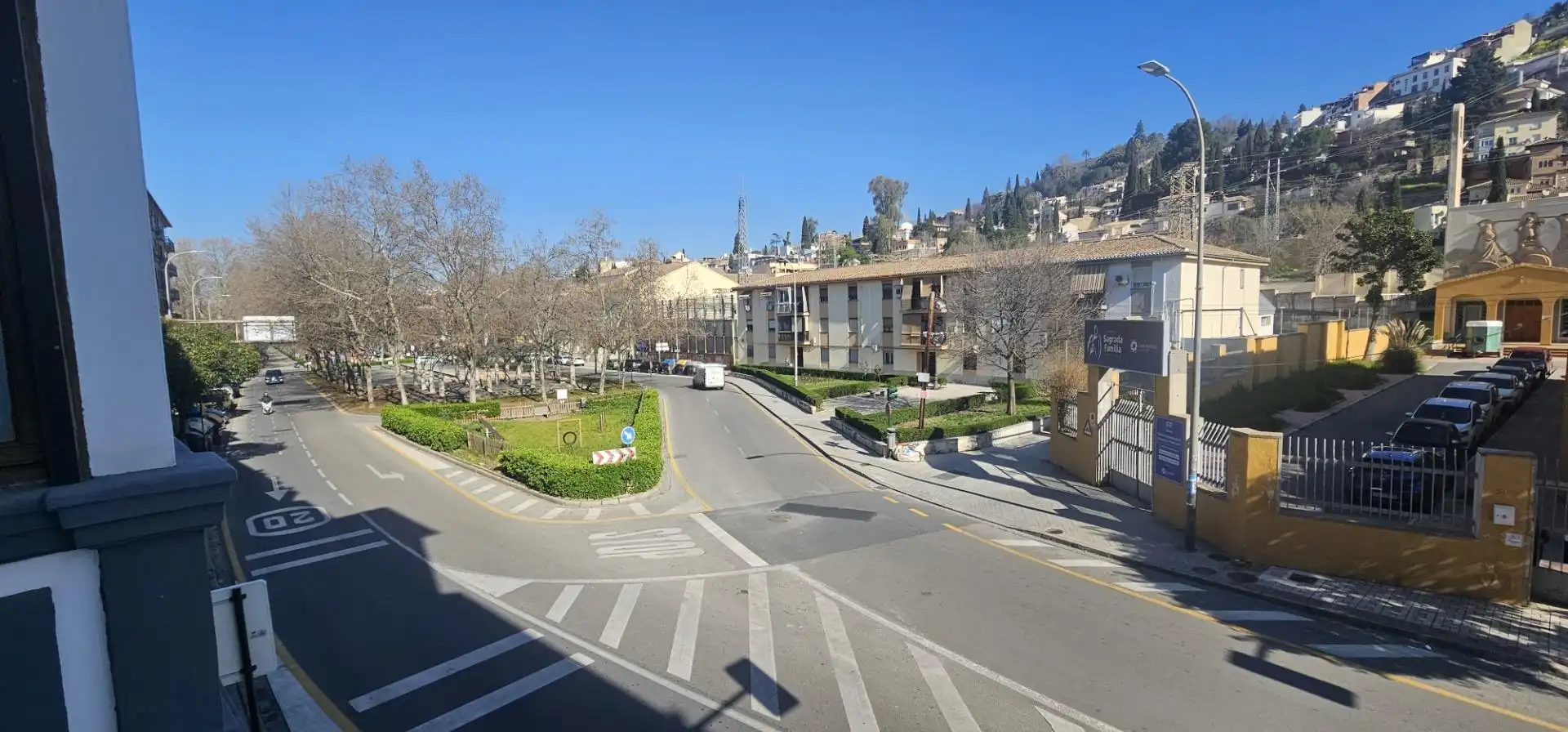 Vista exterior de Pis de lloguer en Granada amb Balcó