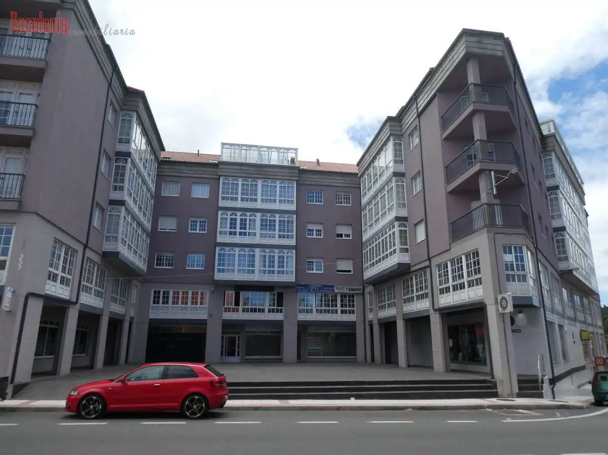 Vista exterior de Local en venta en Zas