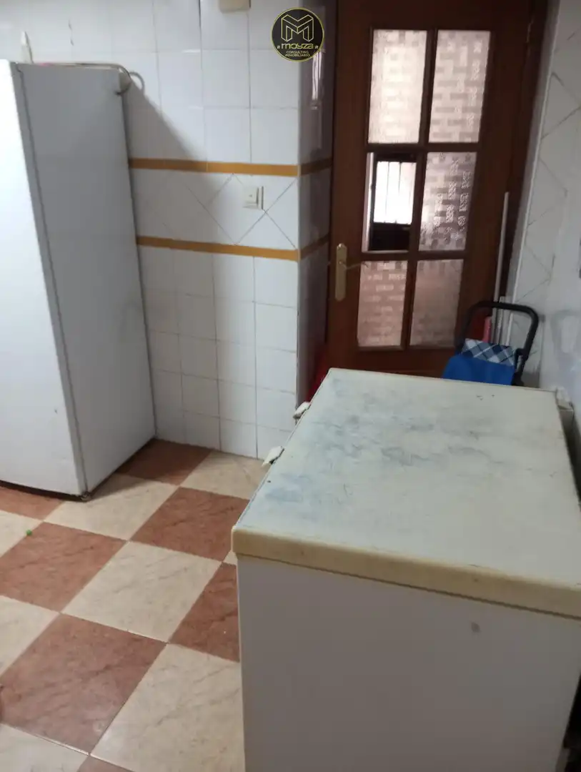 Cuina de Casa o xalet en venda en Jaén amb Terrassa, Traster i Balcó
