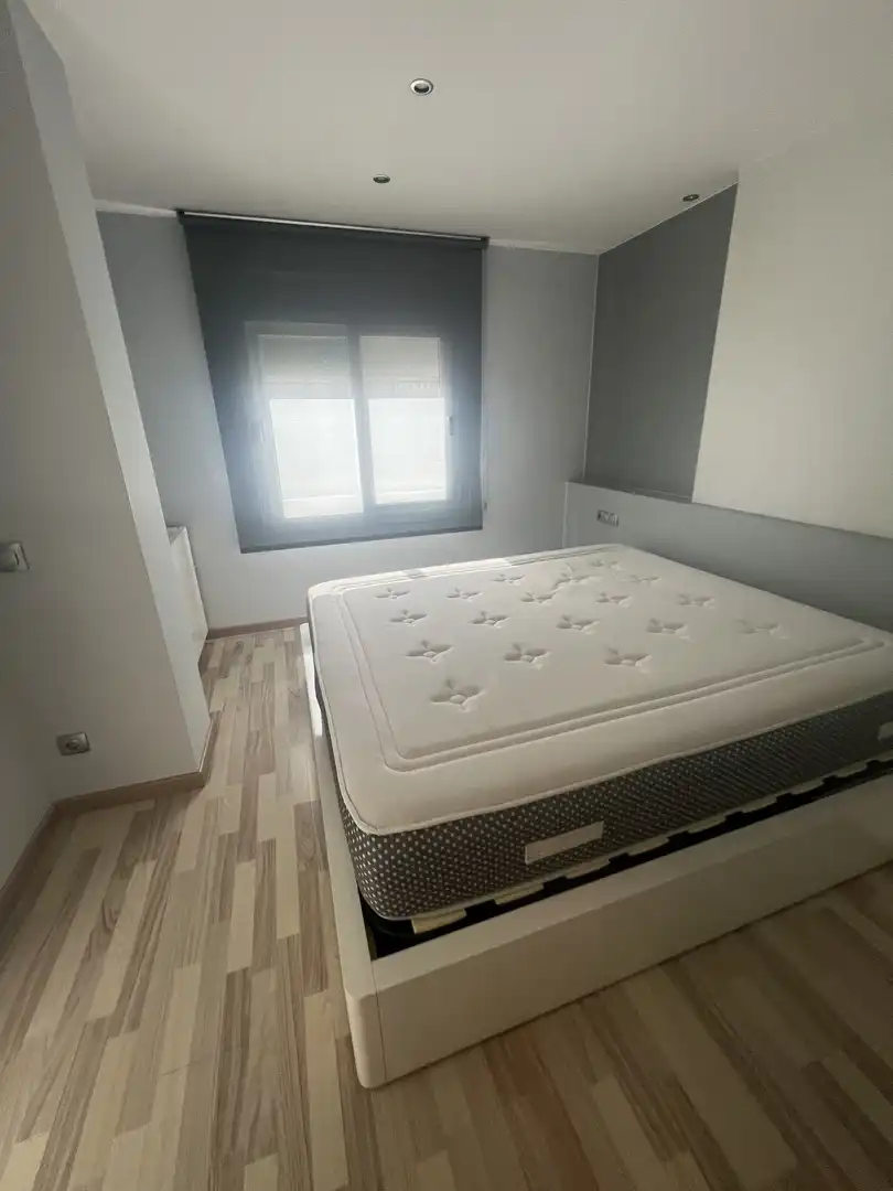 Wohnung zur Miete in JULI GARRETA, Eixample Nord