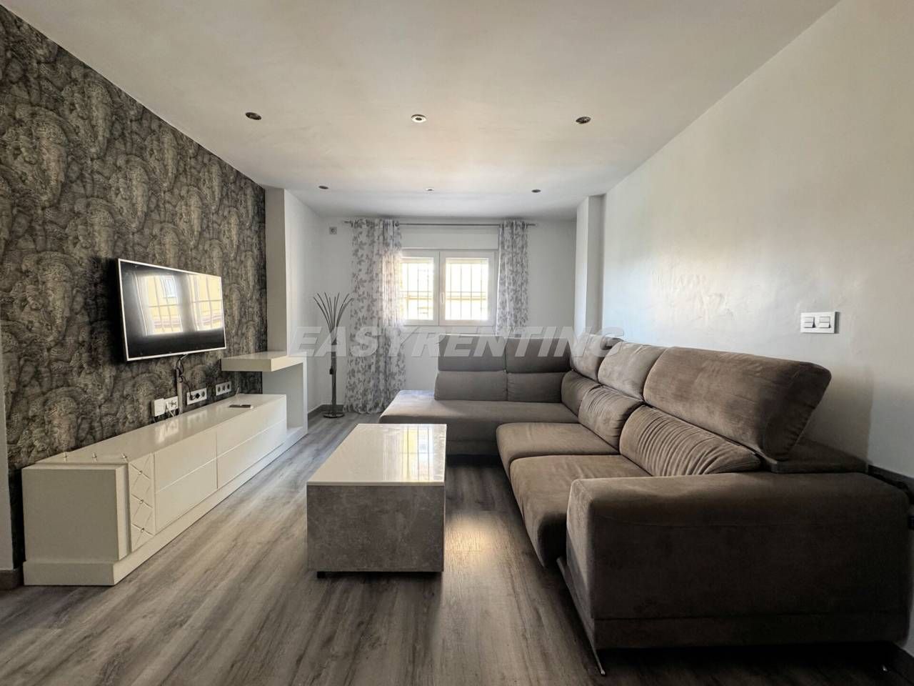 Piso de alquiler en Calle Doñana, La Atunara - Periáñez