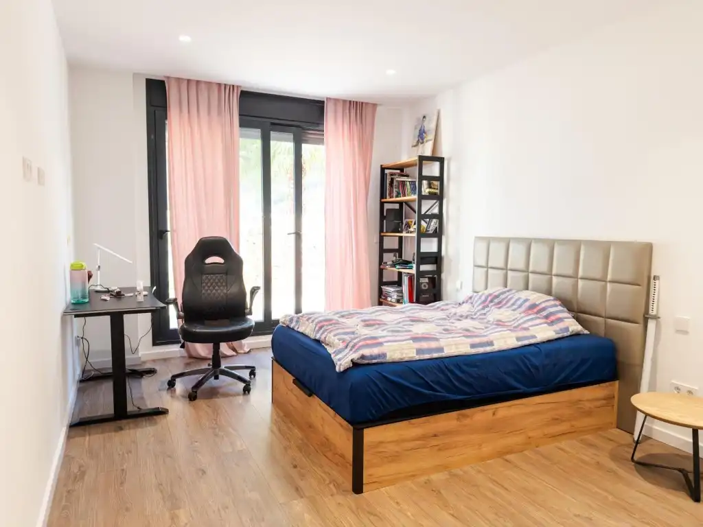 House with pool for sale in Avenida de las Colinas, imagen 22