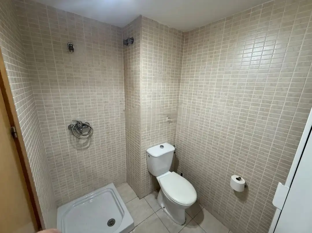 Baño de Planta baja en venta en Torremolinos con Terraza y Piscina