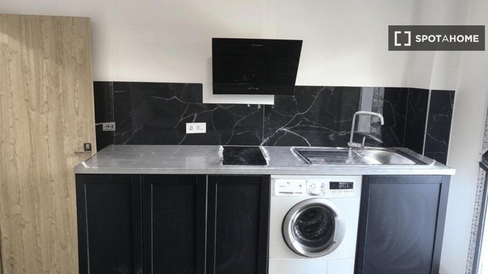 Cocina de Piso de alquiler en  Madrid Capital con Aire acondicionado, Calefacción y Amueblado