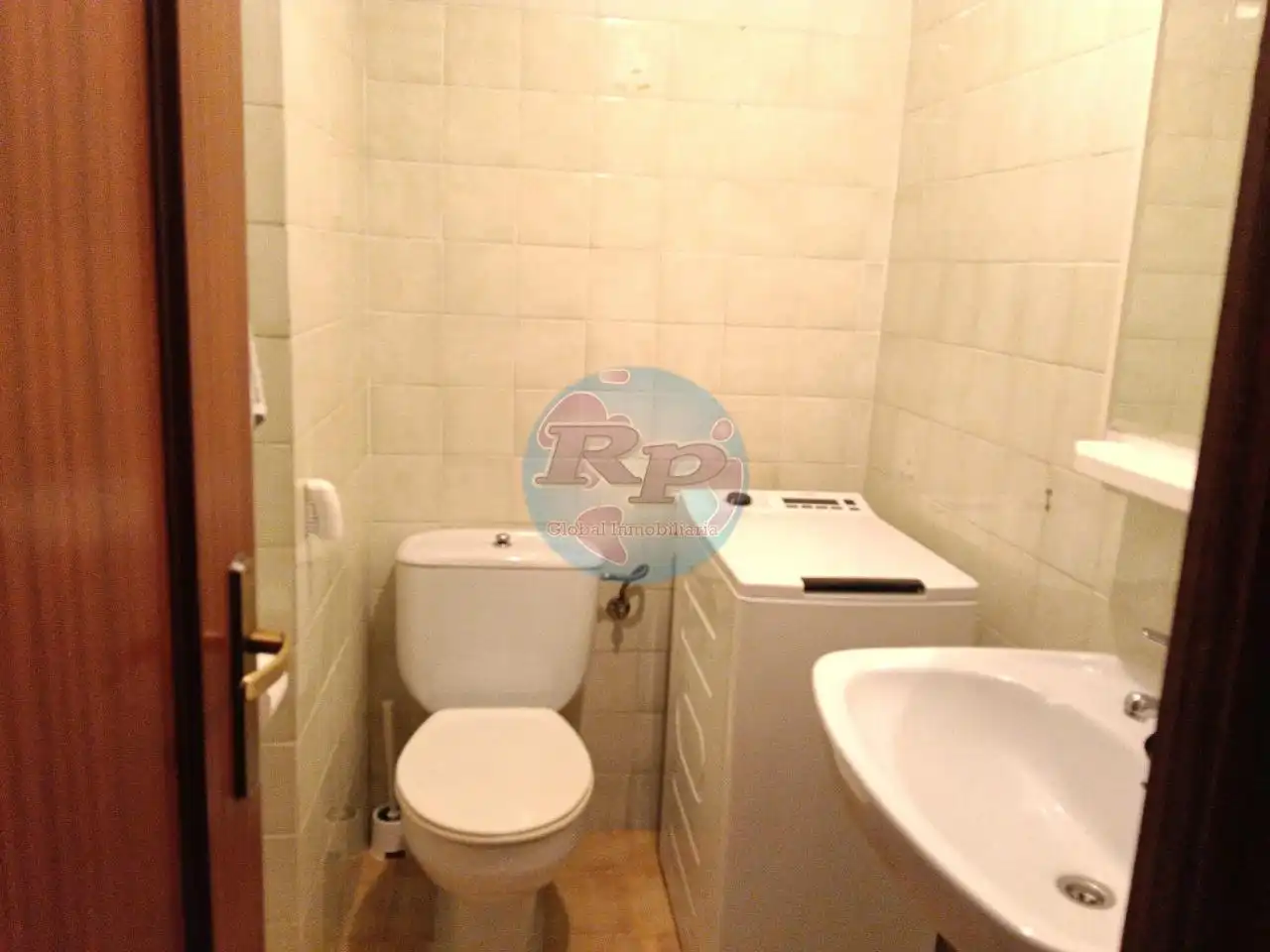 Badezimmer von Wohnung zum Verkauf in Villablino mit Heizung und Terrasse