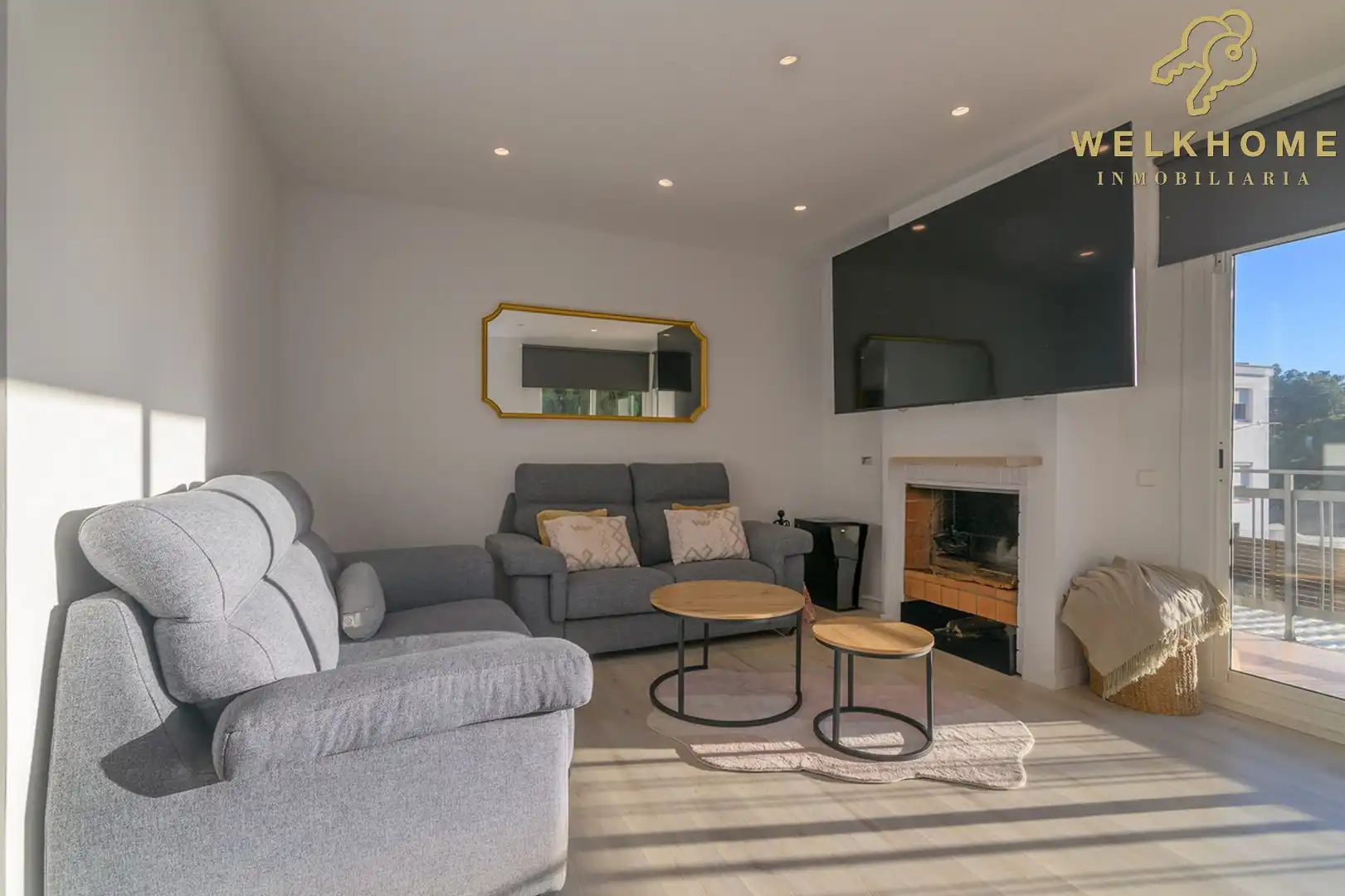 Sala d'estar de Casa o xalet de lloguer en Castelldefels amb Aire condicionat, Calefacció i Jardí privat