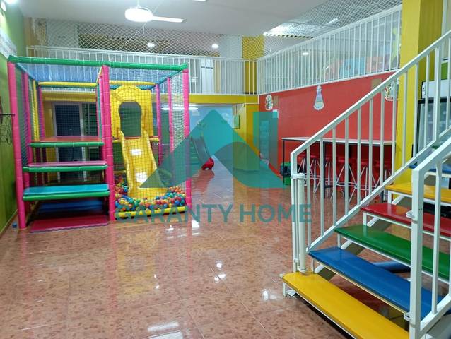 Local comercial en Alquiler en Centro