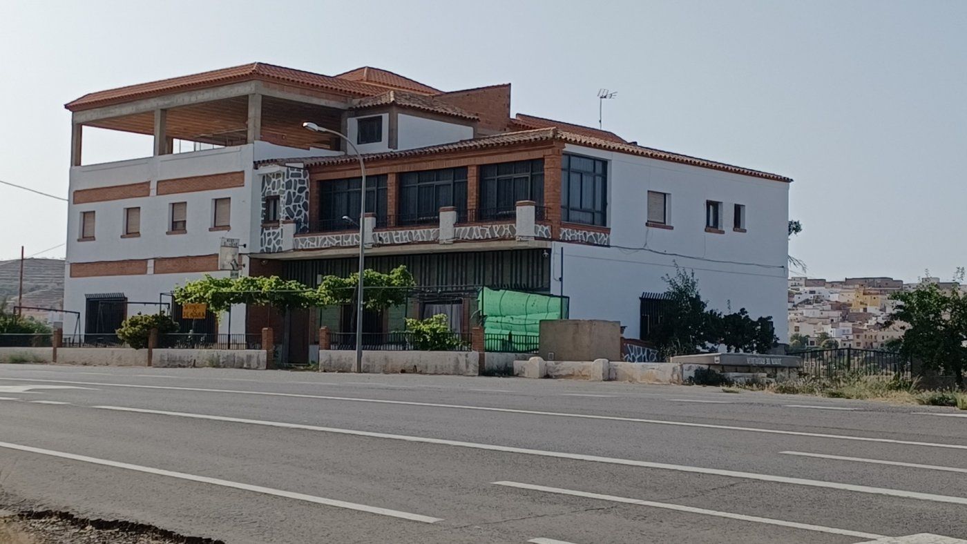 Vista exterior de Edifici en venda en Fiñana