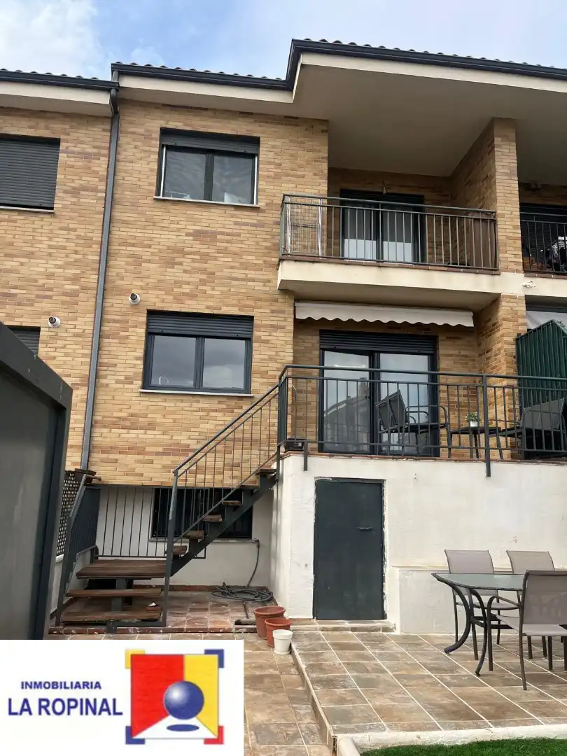 Casa a schiera con piscina in vendita a Calle Miguel de Cervantes