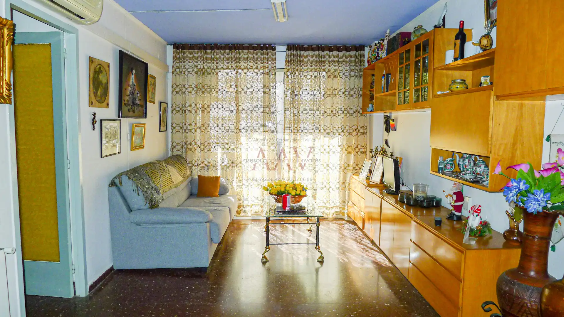 Wohnzimmer von Wohnung zum Verkauf in Cerdanyola del Vallès mit Klimaanlage, Heizung und Balkon