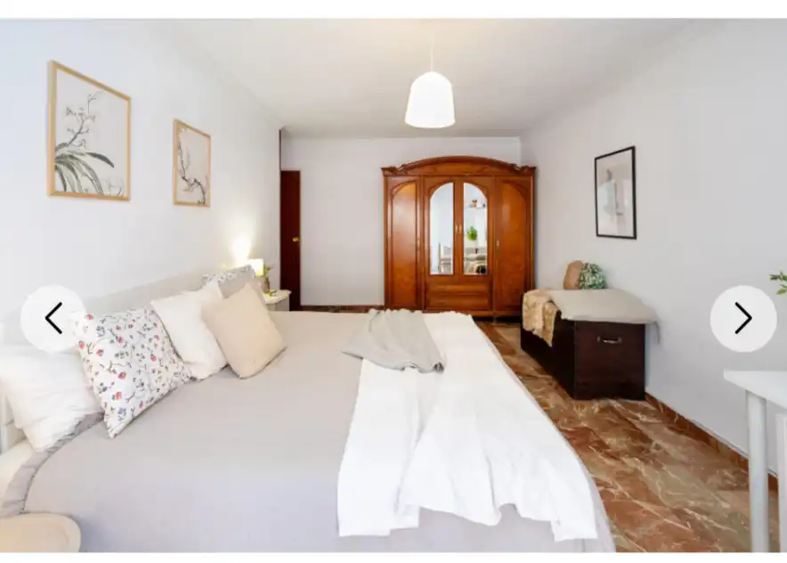 Bedroom of Flat for sale in Granada  with Air Conditioner and Terrace