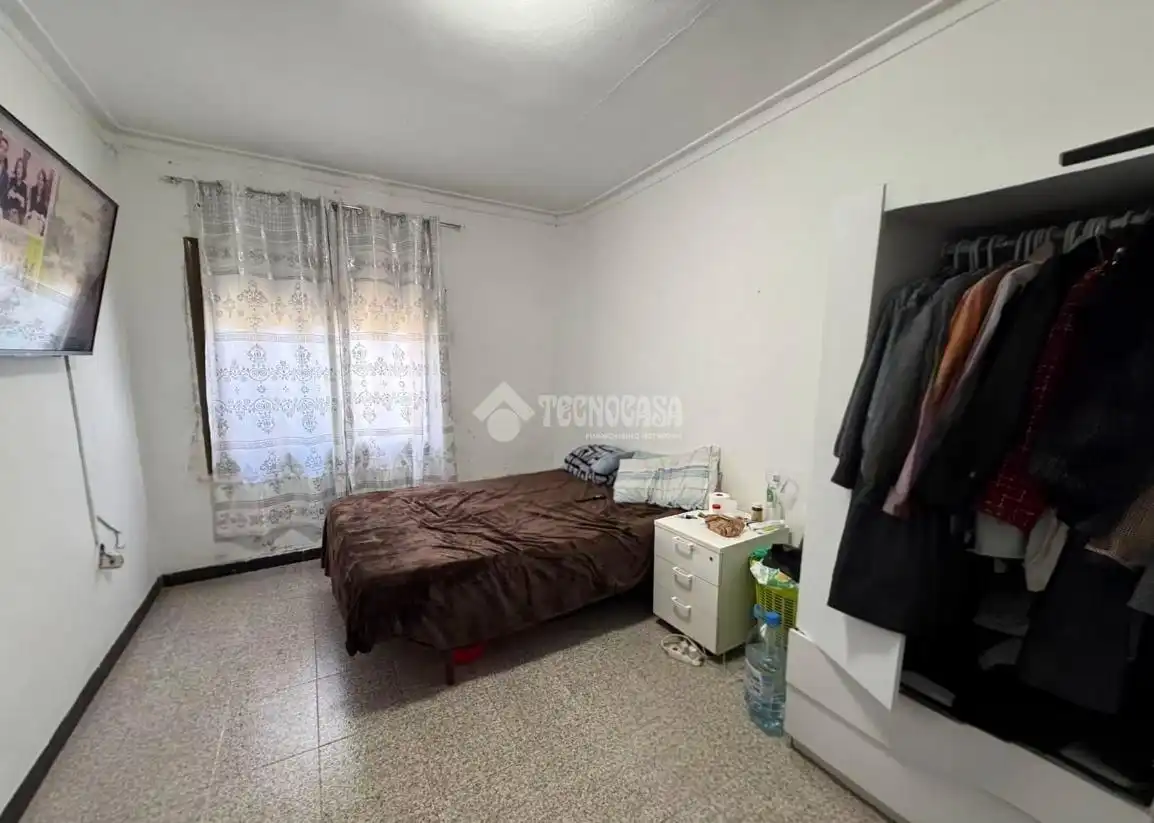 Habitación de Piso en venta en Santa Coloma de Gramenet