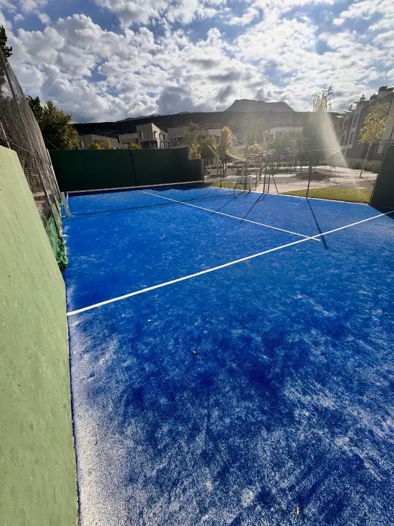 Vista exterior de Piso en venta en Sabiñánigo con Calefacción, Terraza y Trastero