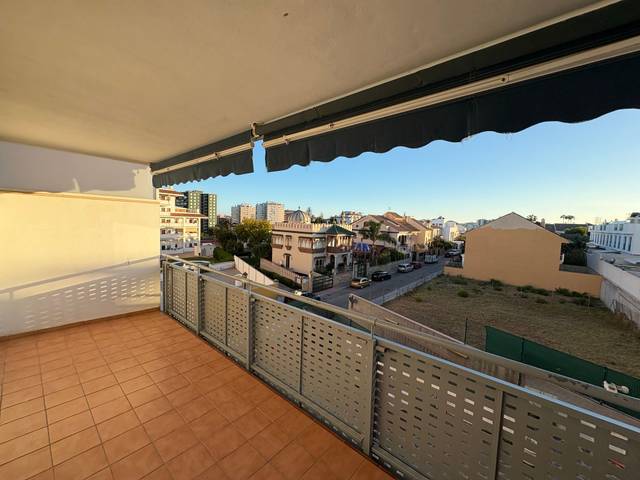 Apartamento en Alquiler en Los Boliches