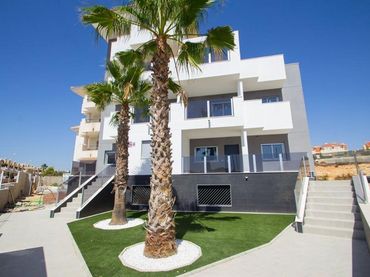 Rez-de-chaussée avec balcon à vendre à Orihuela Costa
