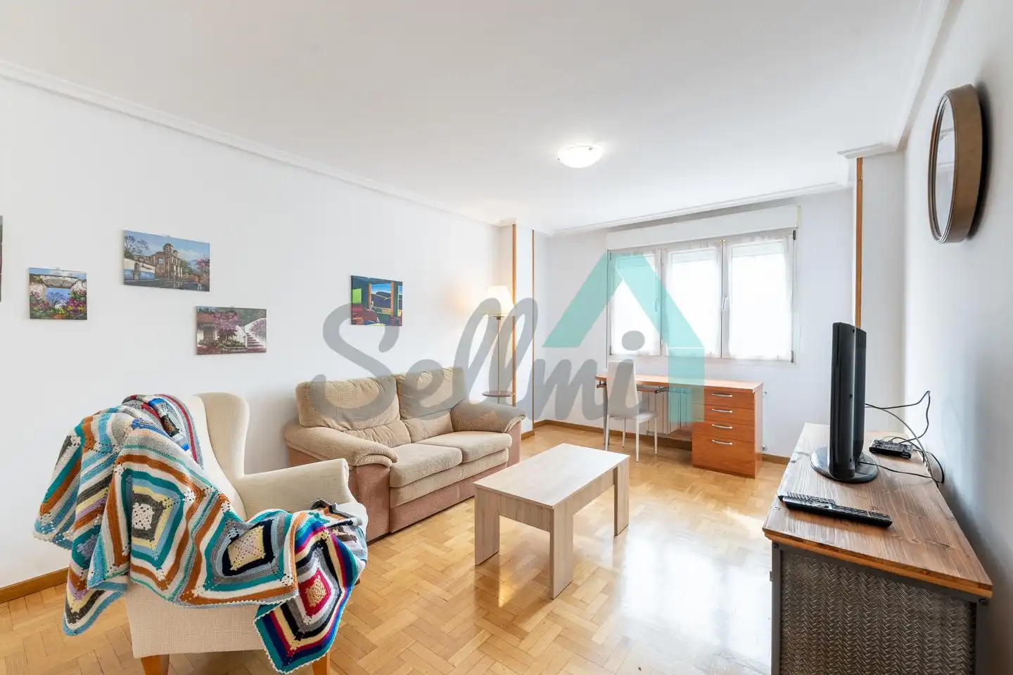 Sala de estar de Piso de alquiler en Gijón  con Calefacción, Parquet y Trastero