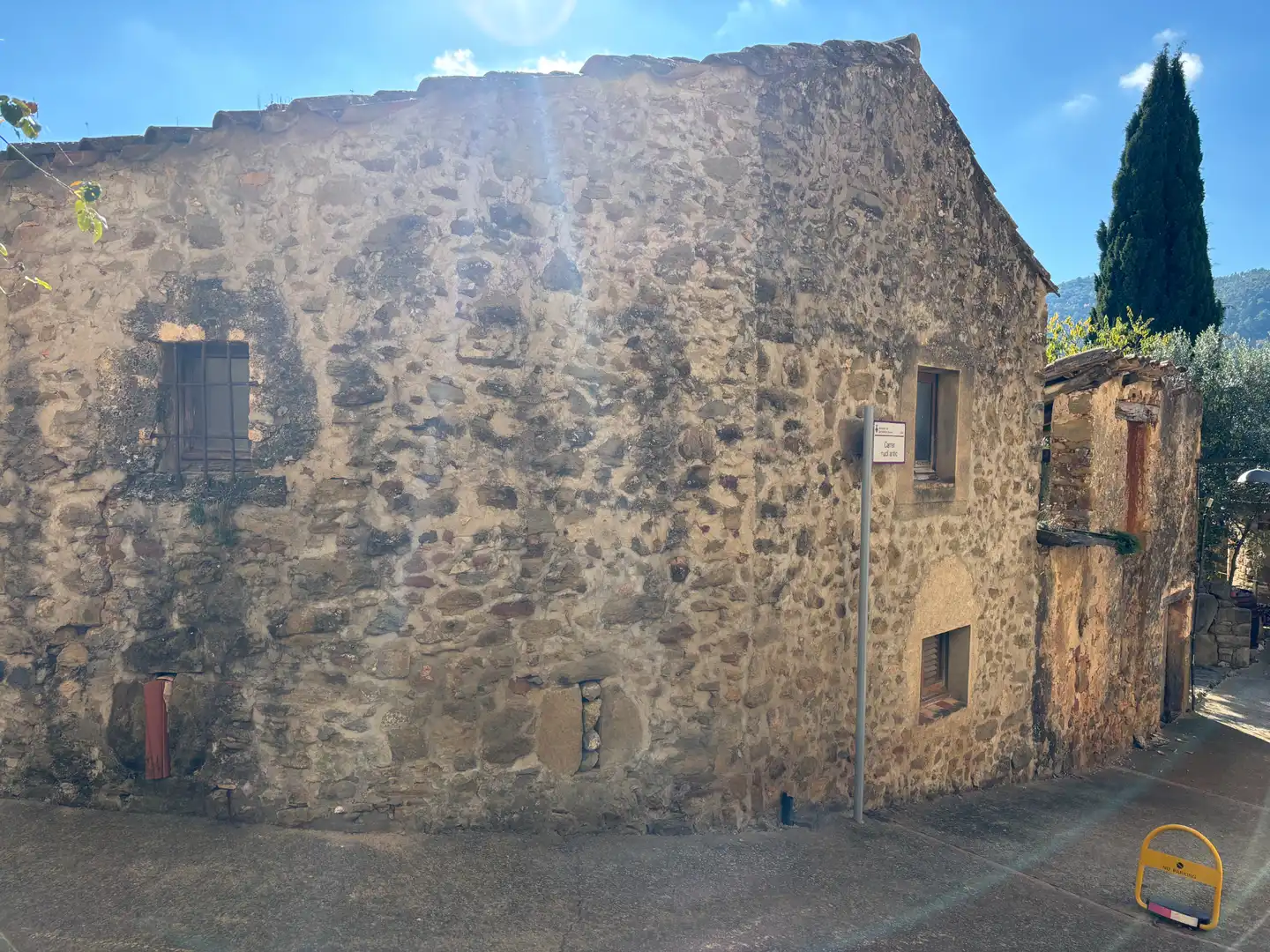 Casa rústica amb jardí en venda a Carrer de l’església, imagen 4