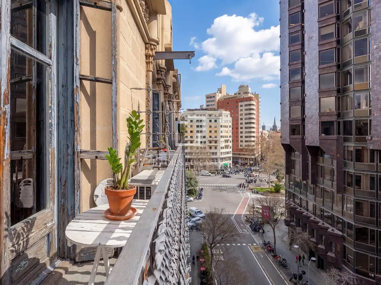 Exterior view of Flat for sale in Barcelona  with Air Conditioner, Heating and Terrace