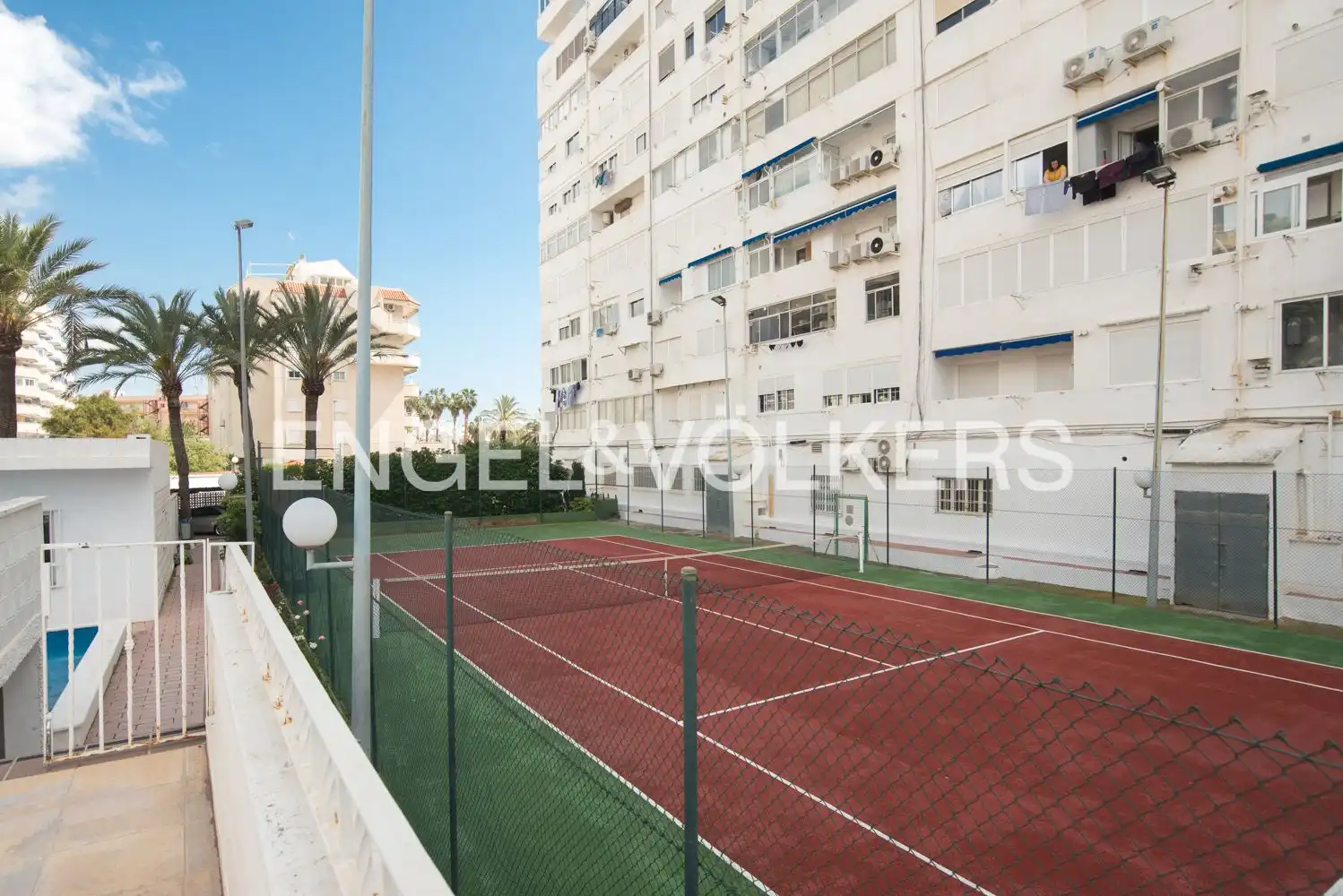 Piso con terraza en alquiler en Avinguda Neptuno, imagen 47