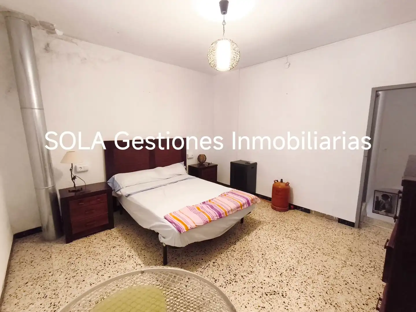 Bedroom of Houses for sale in Torreperogil  with Terrace, Storage room and Furnished