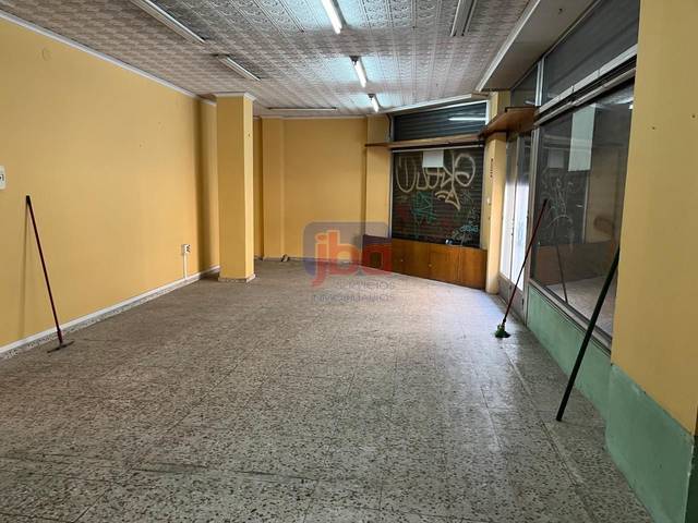 Local comercial en Alquiler en Posío