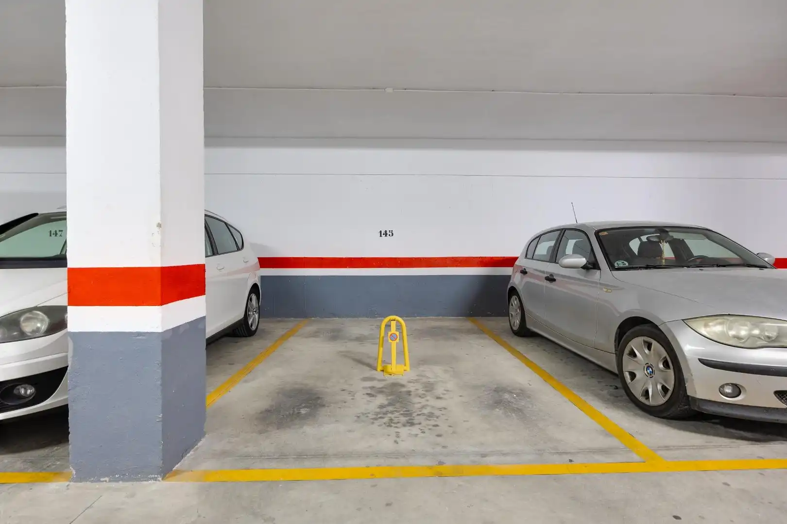 Parkplatz von Erdgeschoss zum Verkauf in Torrevieja mit Terrasse, Möbliert und Gemeinschaftspool