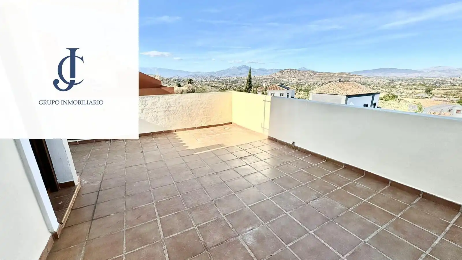 Casa aparellada en venda a UR6 15, imagen 6