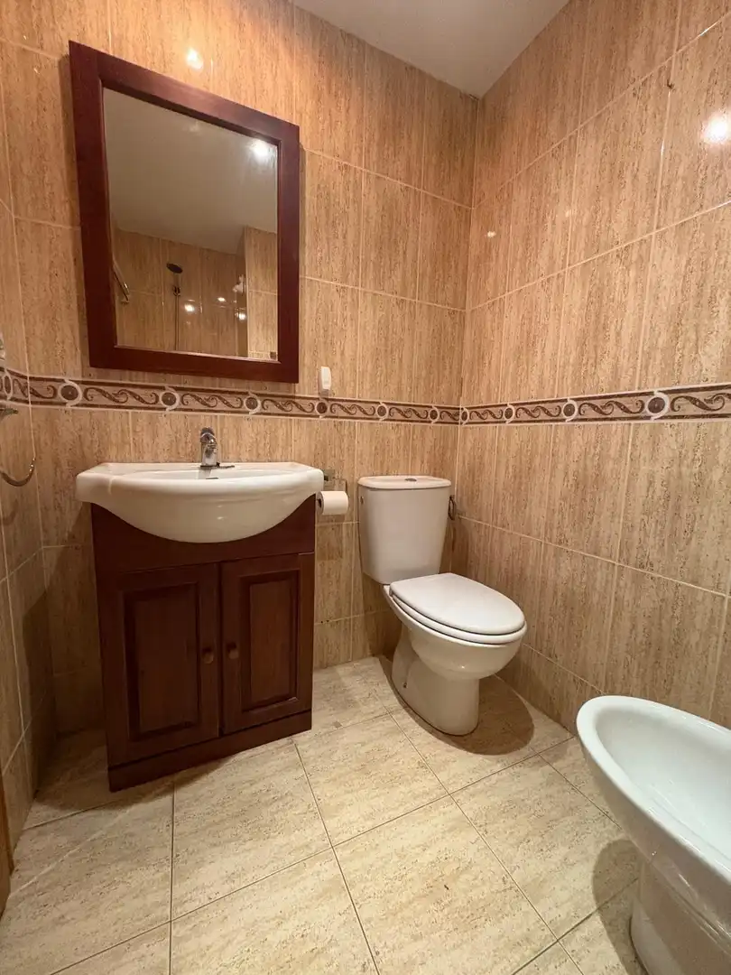 Baño de Piso en venta en Paterna con Parquet y Piscina comunitaria