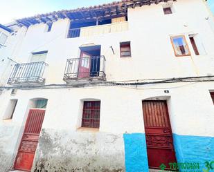 Exterior view of Single-family semi-detached for sale in Poyales del Hoyo