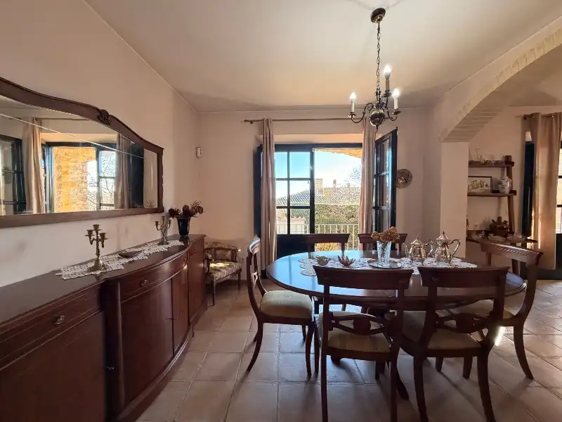 Comedor de Casa o chalet en venta en Garrigoles con Jardín privado, Terraza y Trastero