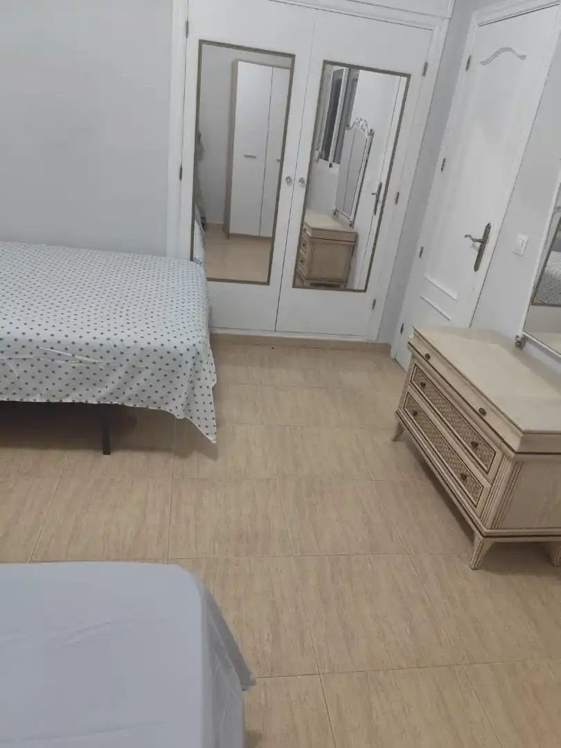 Habitación de Piso en venta en Fuengirola con Terraza y Amueblado