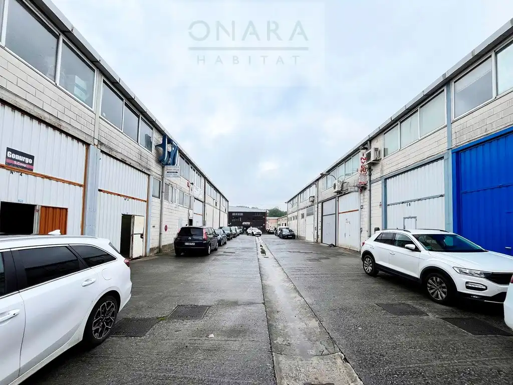 Exterior view of Industrial buildings for sale in Astigarraga