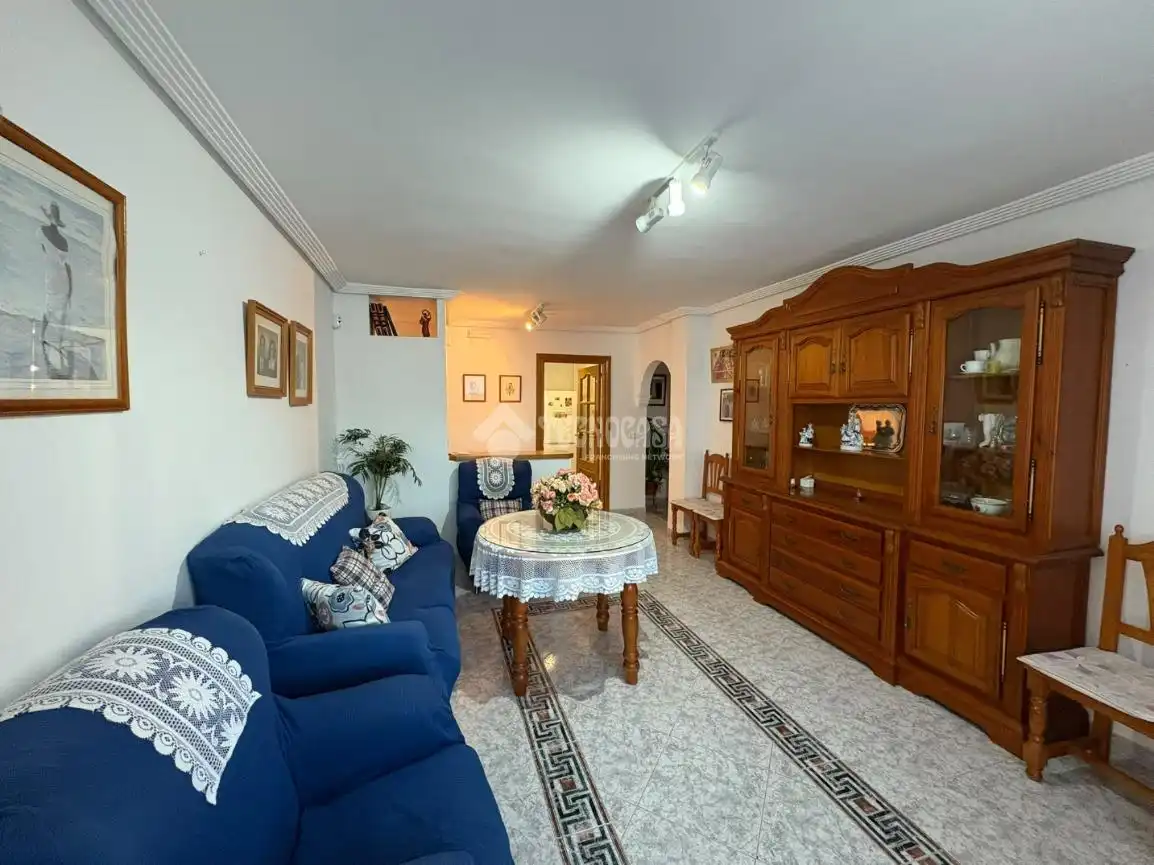 Piso con balcón en venta en Andújar, imagen 2