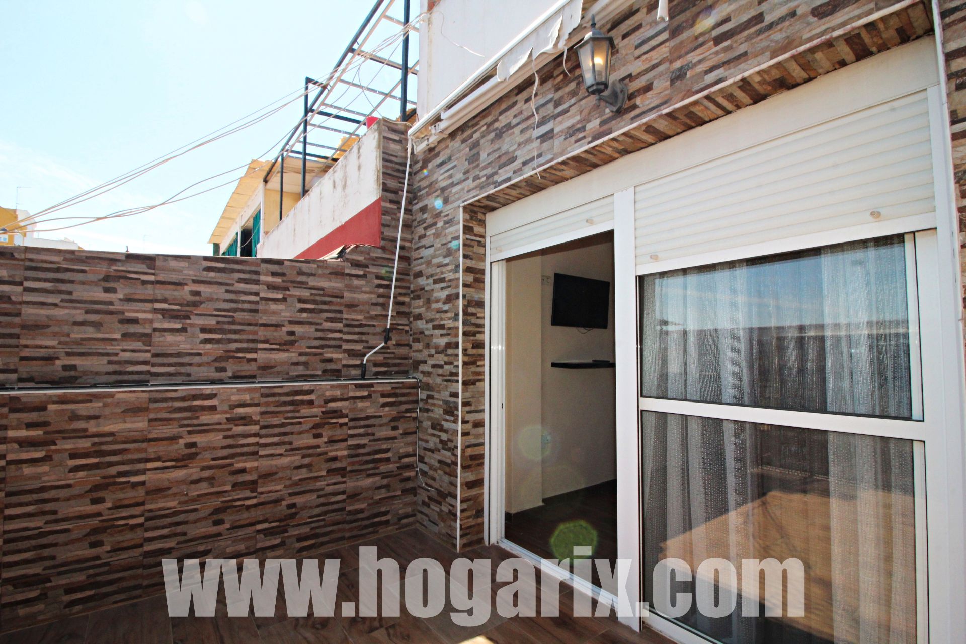 Vista exterior de Ático en venta en  Huelva Capital con Aire acondicionado, Terraza y Amueblado
