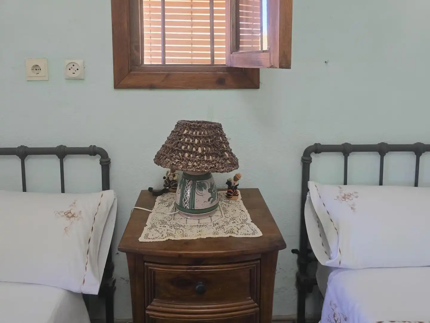 Bedroom of Country homes for sale in El Pinar, Granada