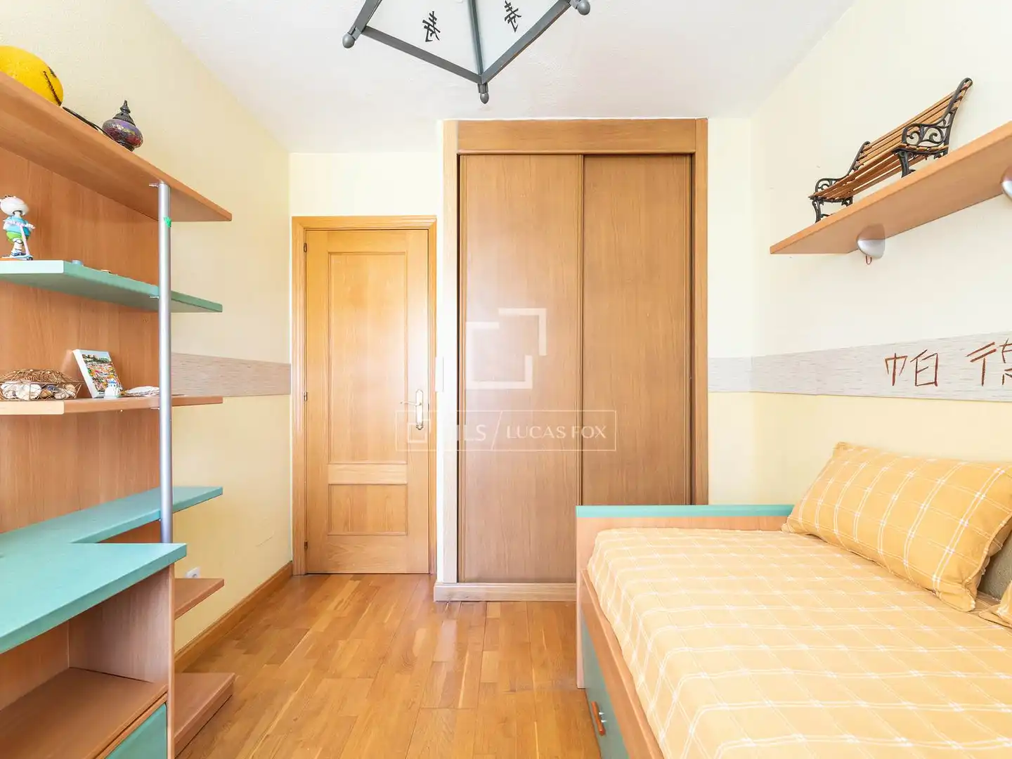 Bedroom of Attic for sale in Majadahonda  with Terrace, Storage room and Swimming Pool