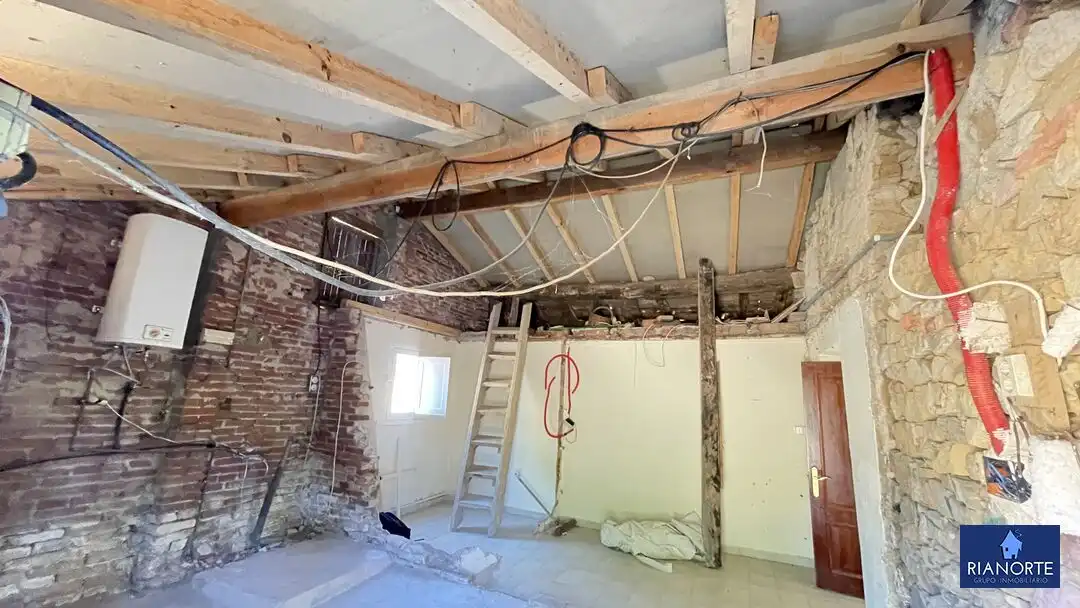 Casa adosada en venta en Gozón con Calefacción, Jardín privado y Trastero