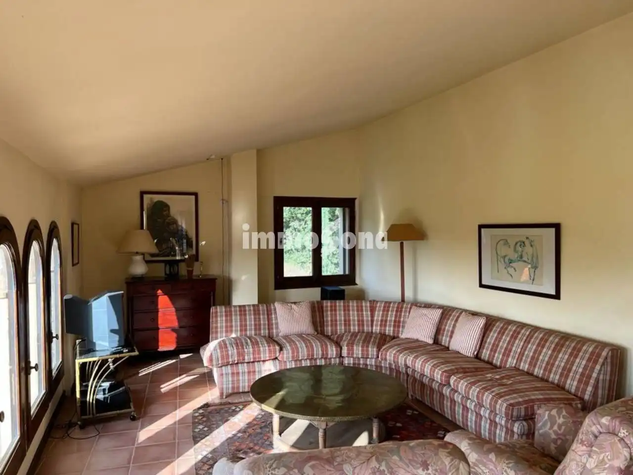 Sala de estar de Finca rústica en venta en Argelaguer con Calefacción, Jardín privado y Terraza