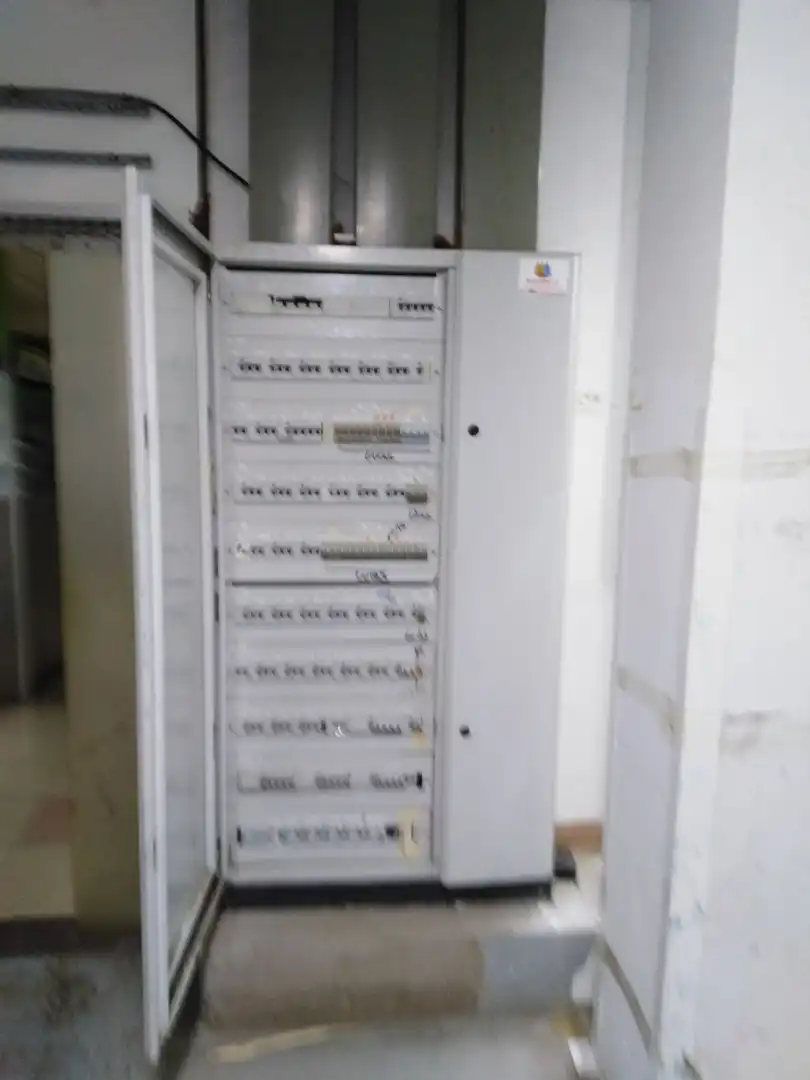 Local de lloguer en Corbera amb Aire condicionat, Moblat i Alarma