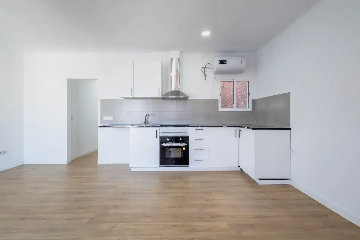Cocina de Piso en venta en Manresa con Horno y Balcón
